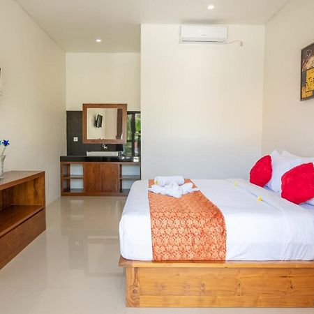 Mupu Jana G.House Keramas Hotel Buitenkant foto