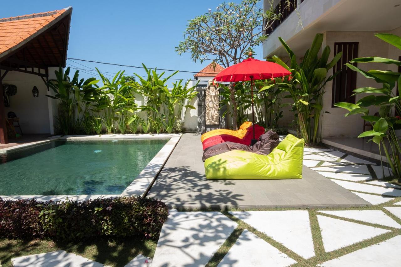 Mupu Jana G.House Keramas Hotel Buitenkant foto