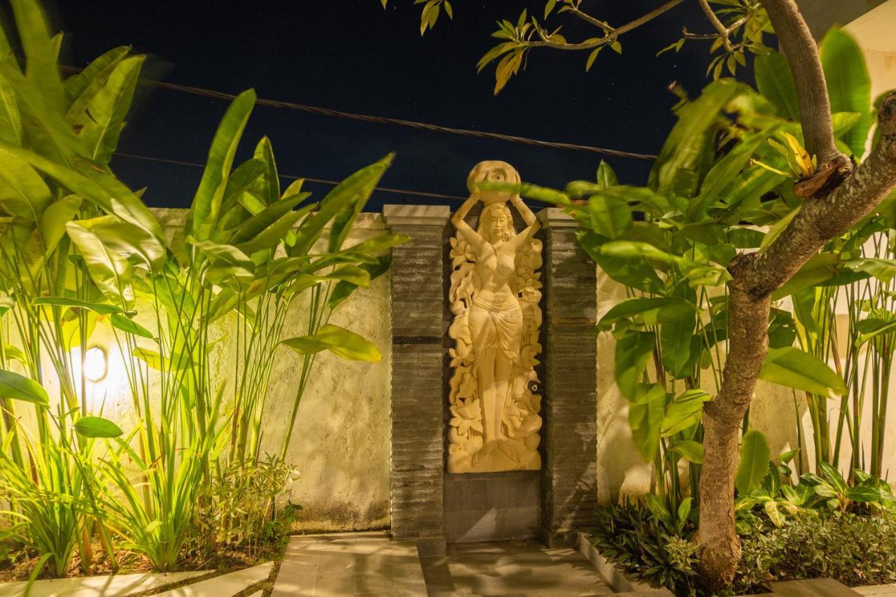 Mupu Jana G.House Keramas Hotel Buitenkant foto